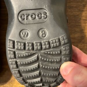 Crocs women’s classic platform clog